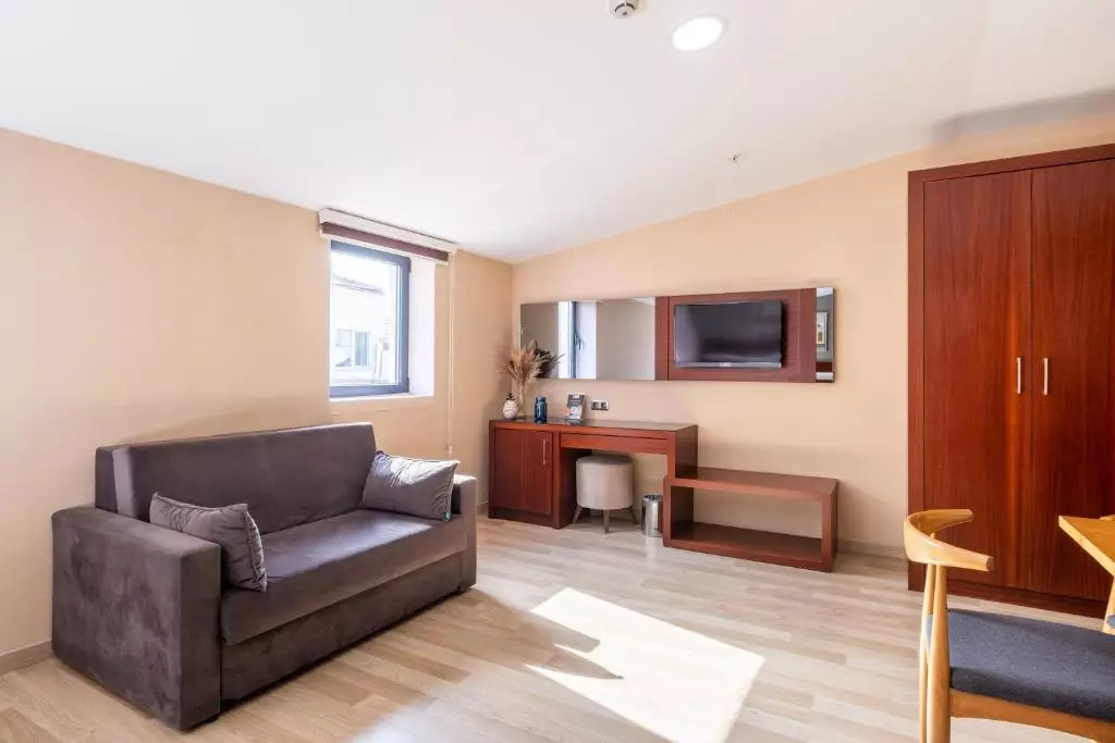 اتاق Park By Clover Hotel